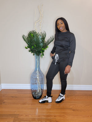 Women's 2-piece Crew Neck high waisted track suit w/ zippered leg long sleeve (black)